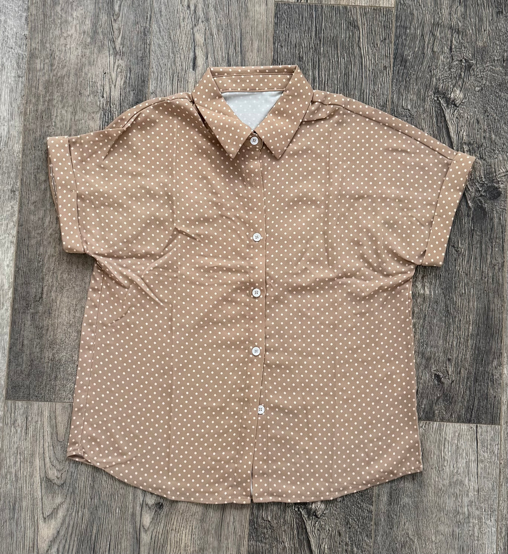 Khaki dotted print cuffed short sleeve shirt